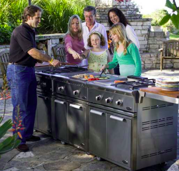 Creating the Perfect Outdoor Kitchen