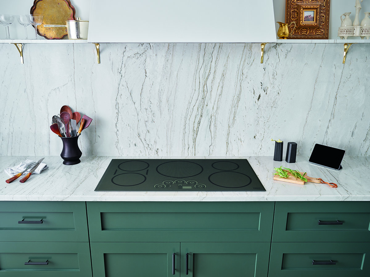 Backsplash behind Cafe cooktop