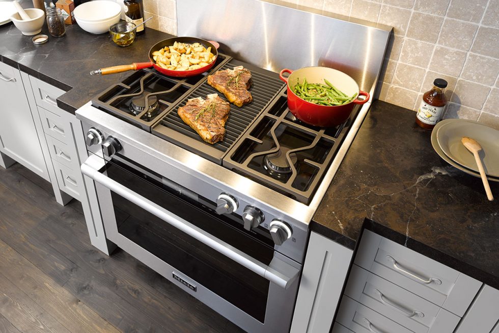 Range vs. Cooktop & Wall Oven Combo Making the Right Choice for You
